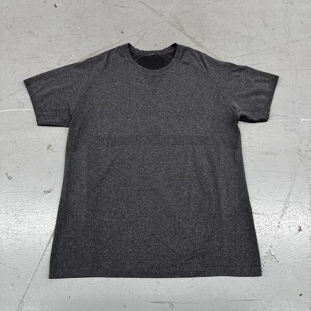 Lululemon Shirt Mens Large Gray Seamless Performance Athletic Running Tee